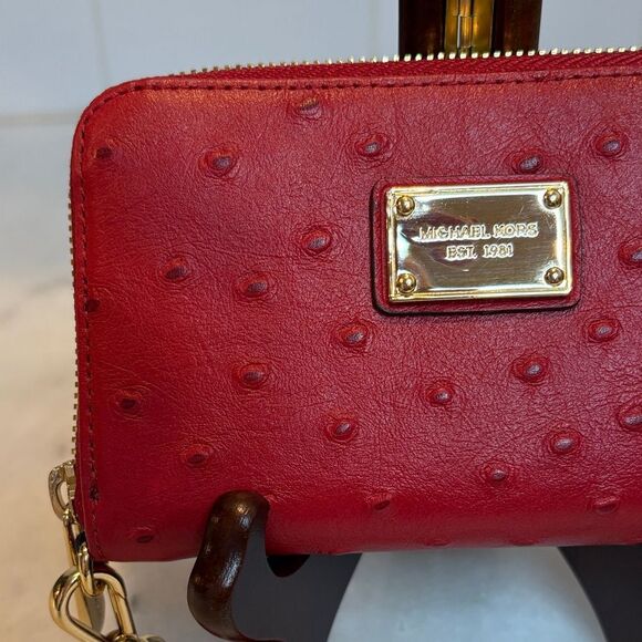 Michael Kors Ostrich Leather Full Zip Wristlet Clutch Wallet NWOT - Picture 3 of 16